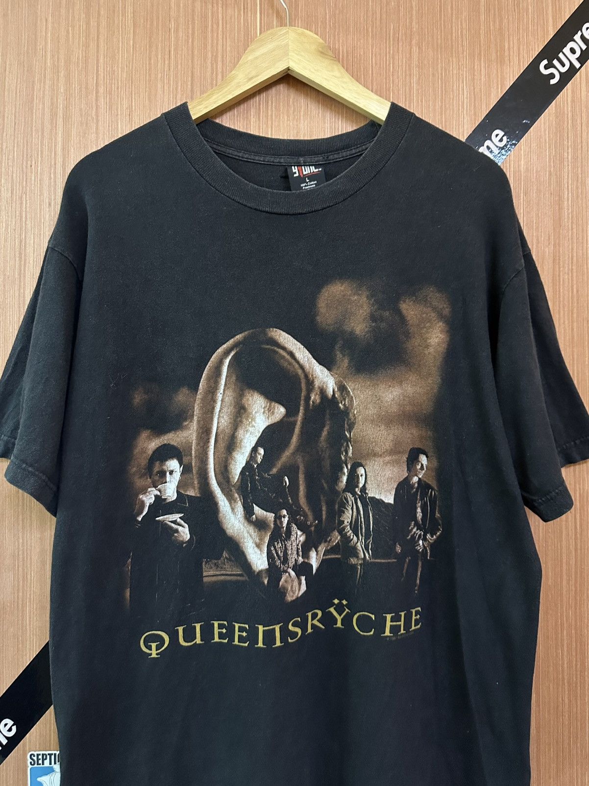 Band Tees Vintage 90's Queensryche American Metal Band World Tour Tees Size US L / EU 52-54 / 3 - 5 Thumbnail