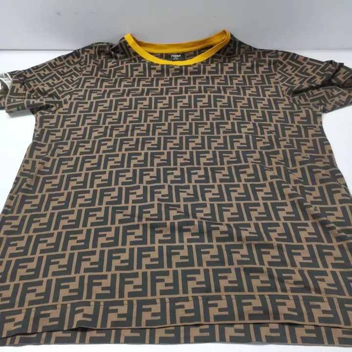 Fendi Fendi Classic Logo Print Short Sleeve T-Shirt -2507 Size US M / EU 48-50 / 2 - 8 Thumbnail