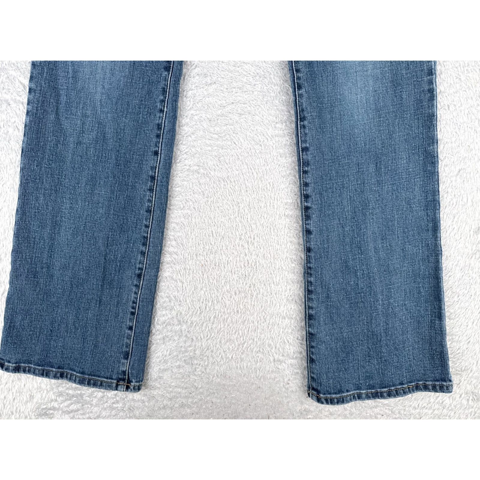 Guess GUESS Womens Bootcut Jeans 31 Blue Denim Low Rise 32x33 Regular Stretch Size 24" / US 00 / IT 34 - 2 Thumbnail