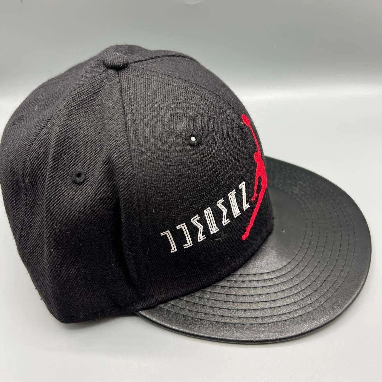 Jordan Brand Air Jordan Retro 11 Hat Men 7 3/8 Embroidered Logo Fitted Size ONE SIZE - 4 Thumbnail