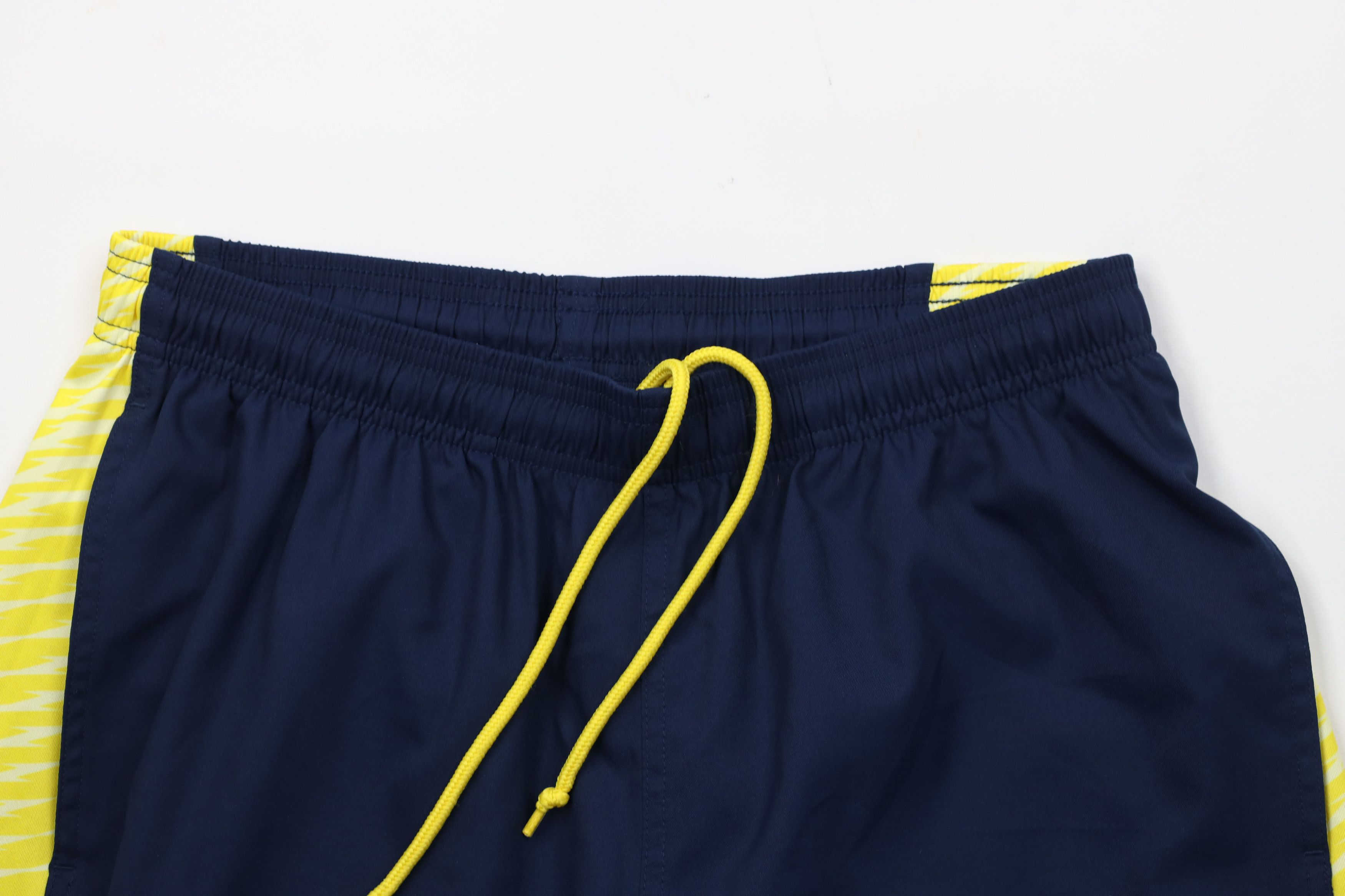 Adidas Adidas Team Issued University of Michigan Basketball Shorts Size US 32 / EU 48 - 2 Thumbnail