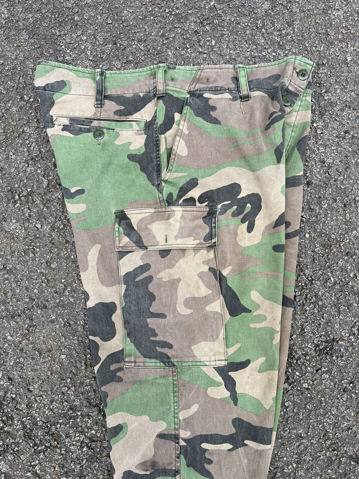 Vintage Vintage 90s 1996 German Military Cargo Pants Army Camo Size US 36 / EU 52 - 11 Thumbnail