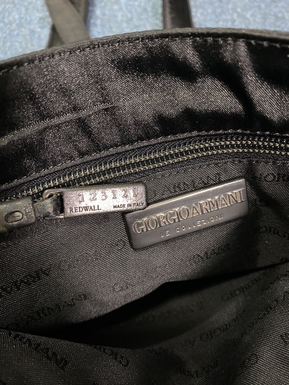 Giorgio Armani Giorgio Armani - Silk Sling/Handbag Size ONE SIZE - 5 Thumbnail