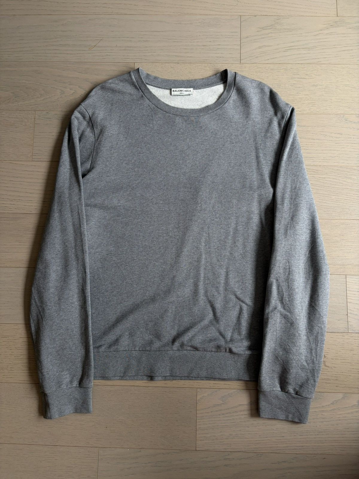 Balenciaga Balenciaga George V Grey Crewneck Sweater Size US XL / EU 56 / 4 - 2 Thumbnail