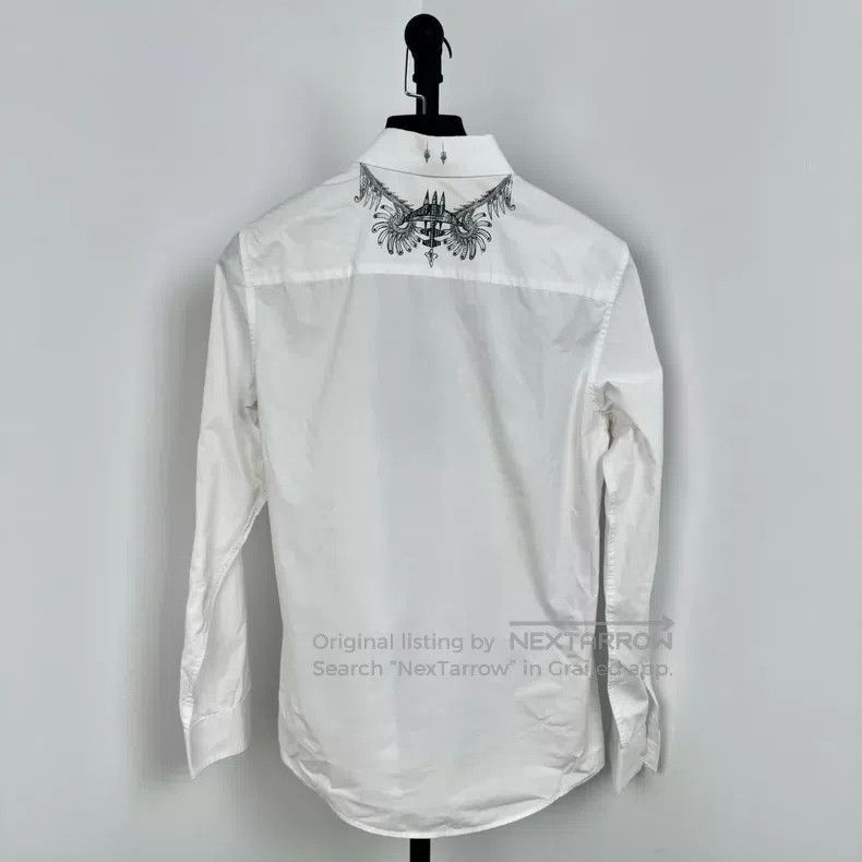 Givenchy Givenchy White Classic Spray Can Logo Big Logo Shirt Size US M / EU 48-50 / 2 - 2 Thumbnail