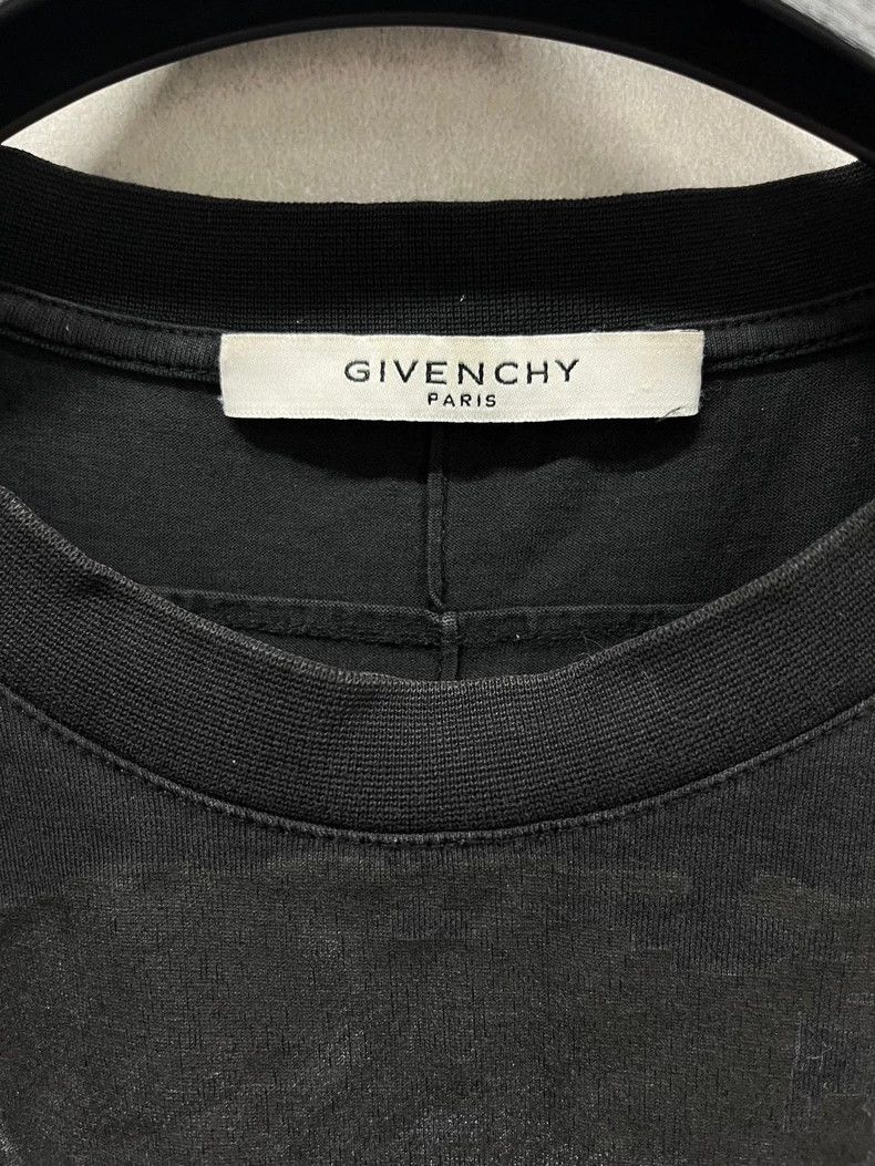 Givenchy Givenchy Popular Black Limited Edition Metal Five-Star Dog Size US M / EU 48-50 / 2 - 2 Thumbnail