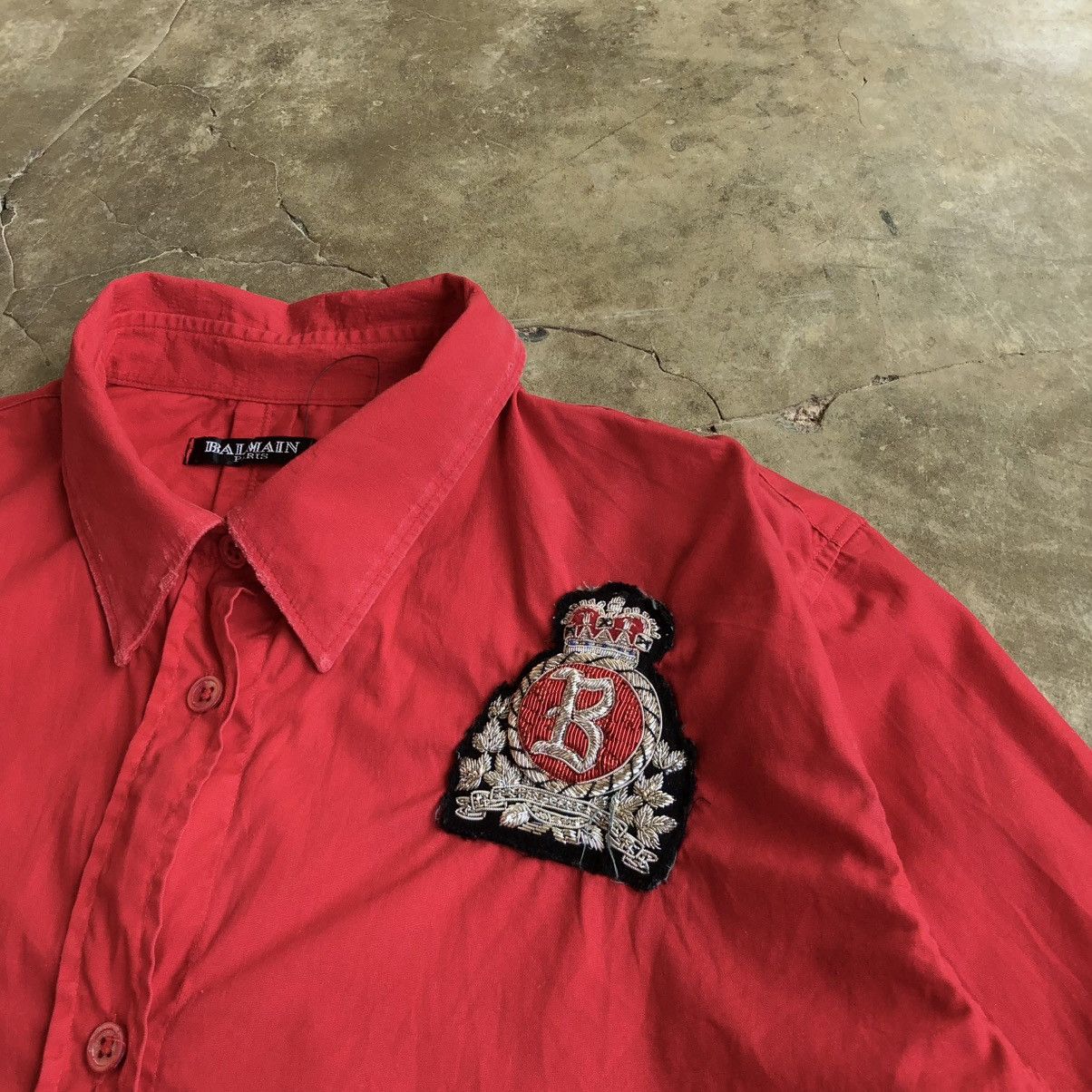 Balmain 🇫🇷 Balmain Paris Red Button Down “B” Patch Logo Luxury Size US M / EU 48-50 / 2 - 5 Thumbnail