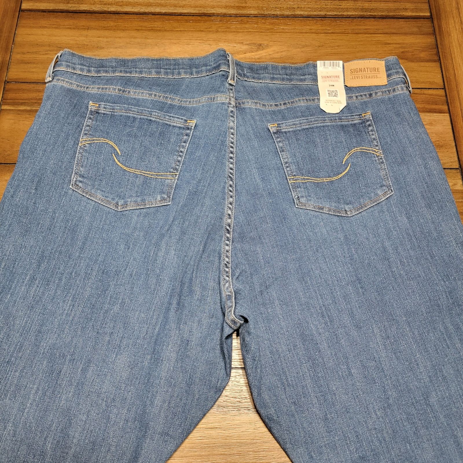 Levi's Levi Strauss Signature Mid-Rise Bootcut Jeans - Size 24M NWT Size 42" / US 20 - 4 Thumbnail