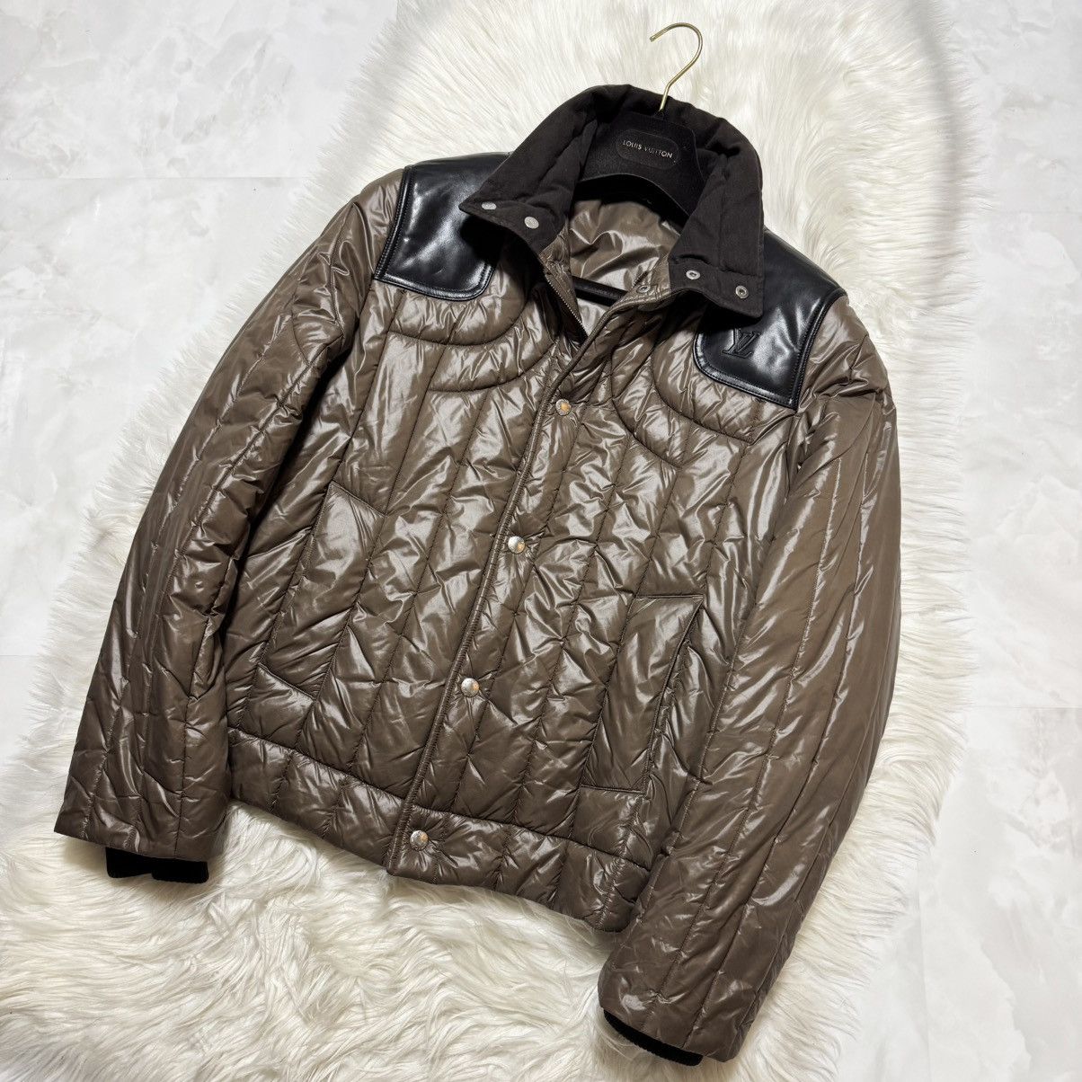 Louis Vuitton Louis Vuitton leather LV logo nylon Jacket 44 Size US S / EU 44-46 / 1 - 6 Thumbnail