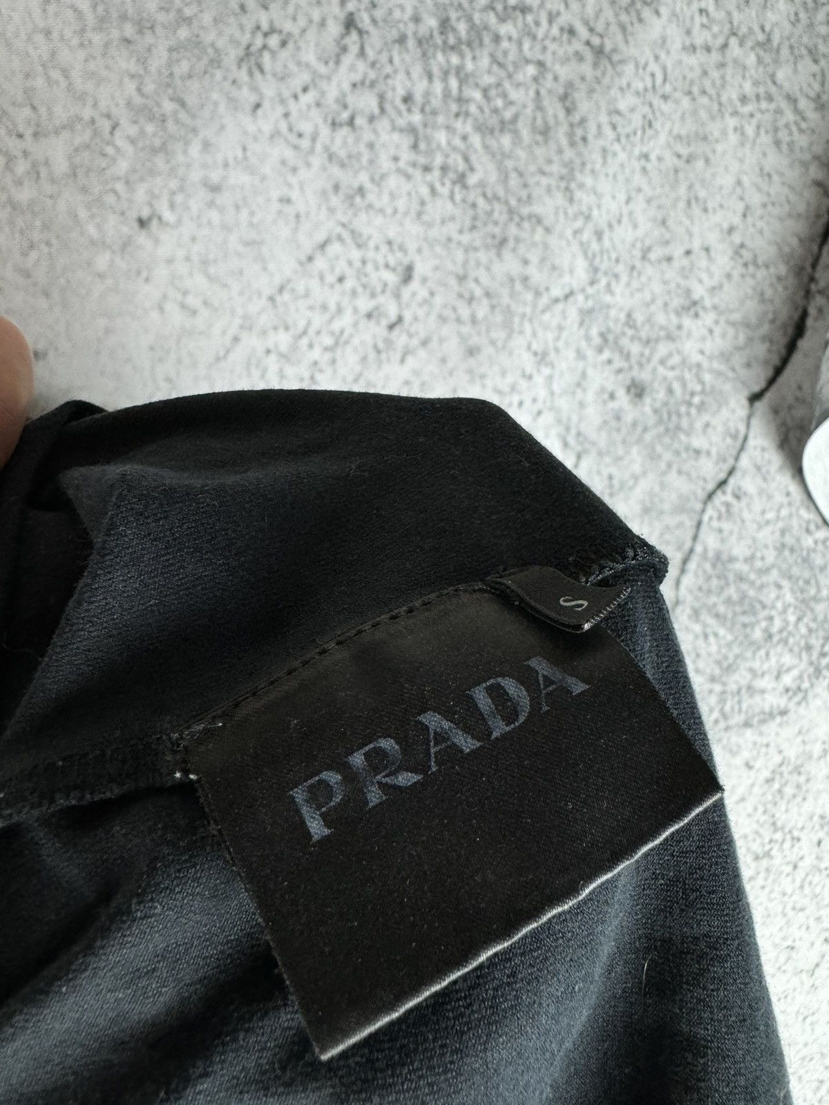 Prada Prada Milano Tab Logo Nylon Pocket Shoulder T-Shirt Size US S / EU 44-46 / 1 - 5 Thumbnail