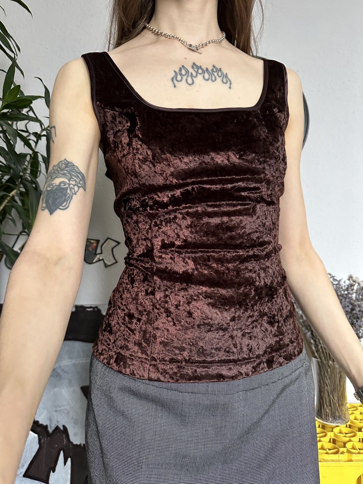 Victoria's Secret × Vintage Vintage Victoria Secret Velvet Crop Top y2k Size L / US 10 / IT 46 - 1 Thumbnail