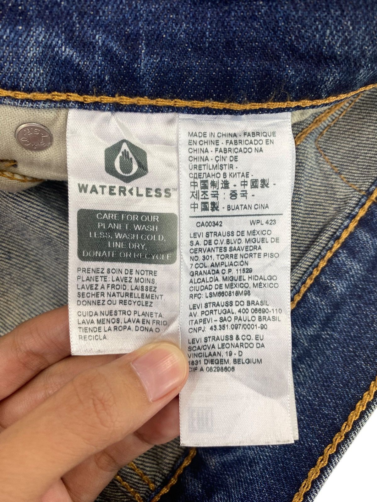 Levi's Levi’s Acid Blue Faded Wash Style Loose Jeans Size US 34 / EU 50 - 11 Thumbnail
