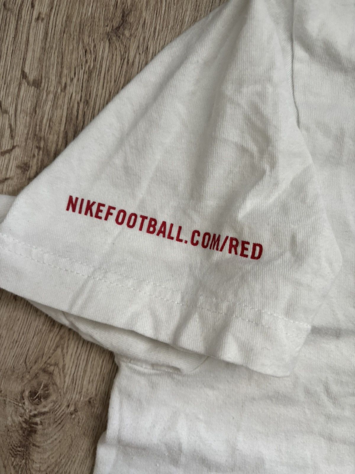 Nike Nike (RED) Lace Up Save Lives 2009 Size L Rare Collectible Size US L / EU 52-54 / 3 - 15 Thumbnail