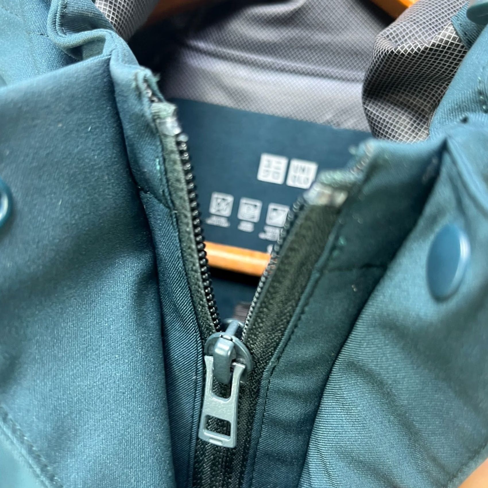 Uniqlo Uniqlo Blocktech Waterproof Long Rain Parka Jacket S Women Size S / US 4 / IT 40 - 4 Thumbnail