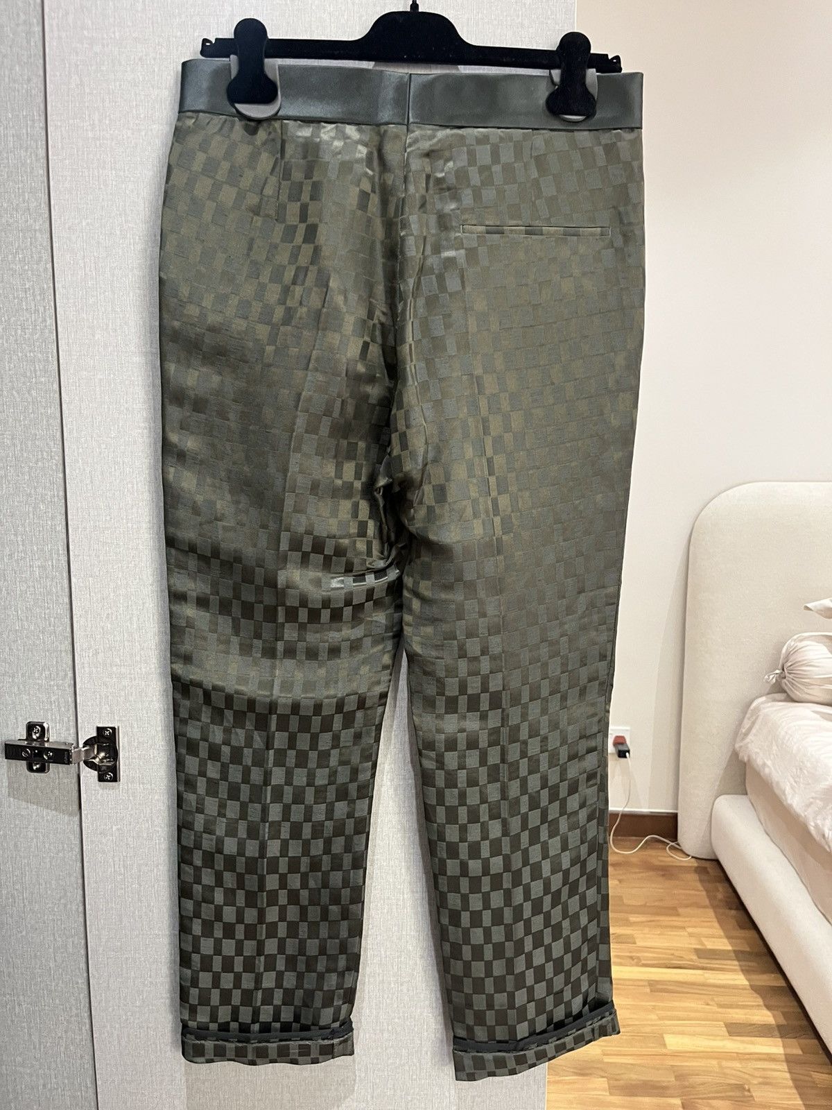 Haider Ackermann Haider Ackermann Skinny Trousers Caraganus Graphite Trousers Size US 28 / EU 44 - 2 Thumbnail