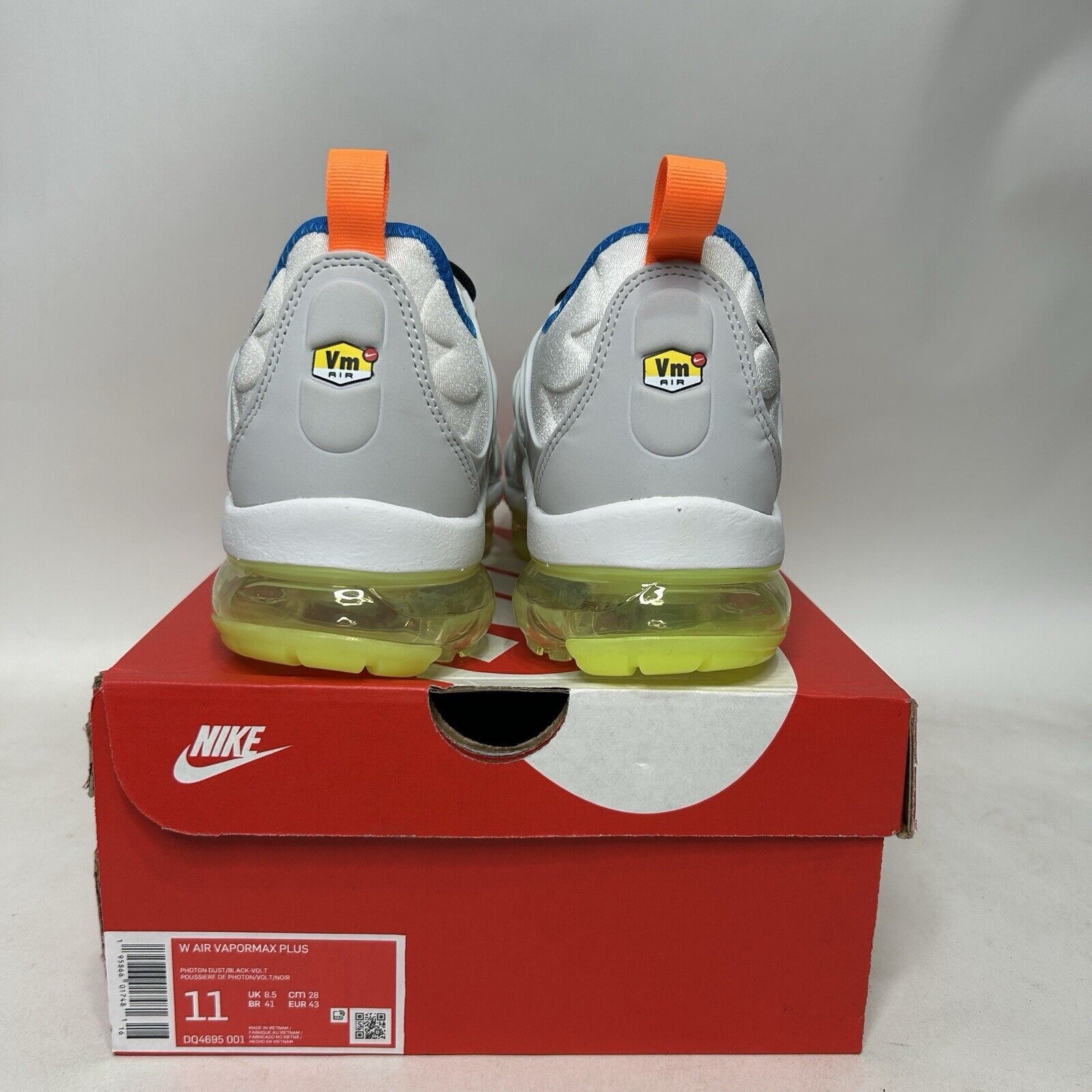 Nike Nike Air Vapormax Plus WMNS “Photon Dust Volt” 2024 Size US 11 / IT 41 - 4 Thumbnail