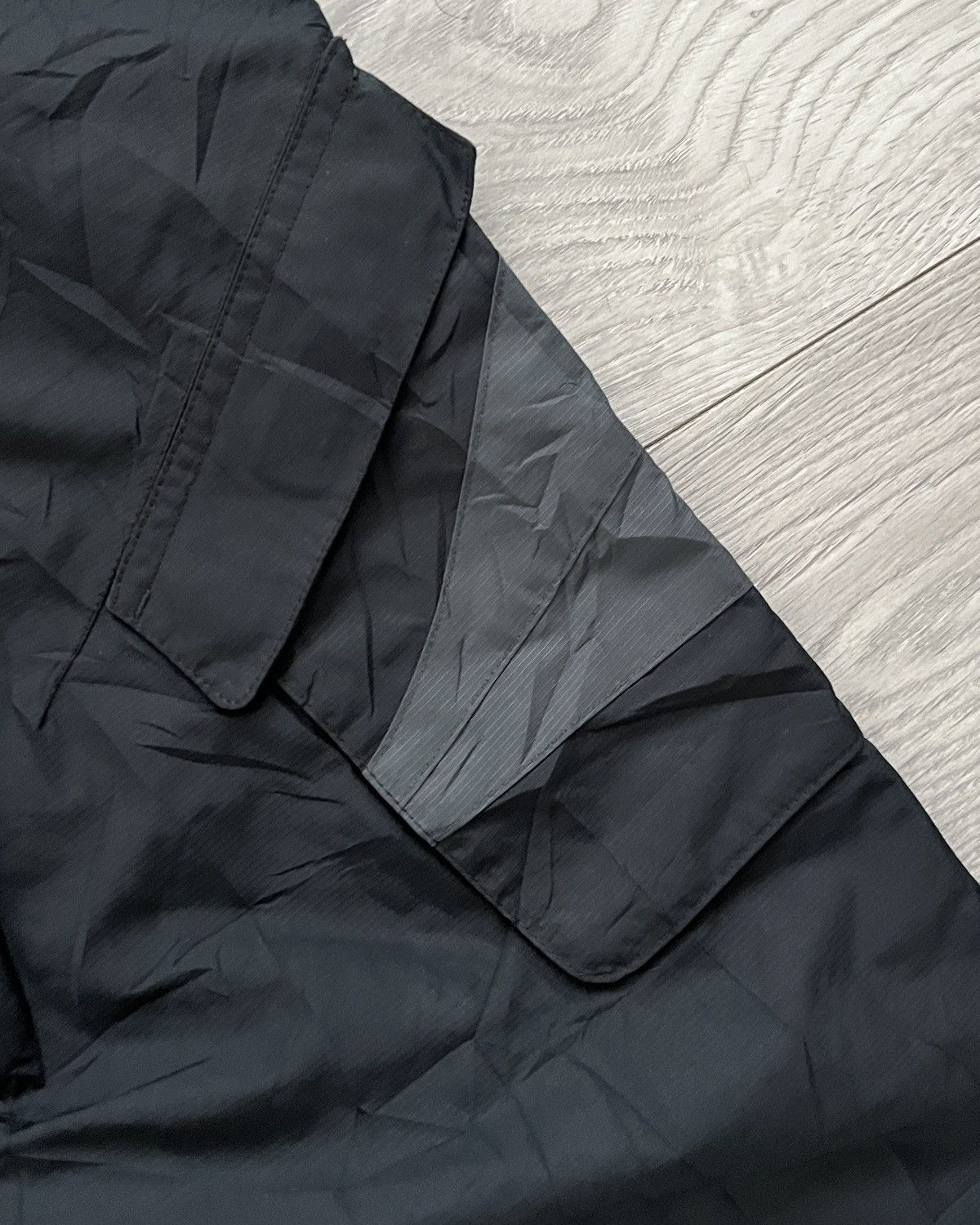 Nike Nike Clima-Fit 00s Golden Swoosh Logo Technical Rain Pants Size US 30 / EU 46 - 4 Thumbnail