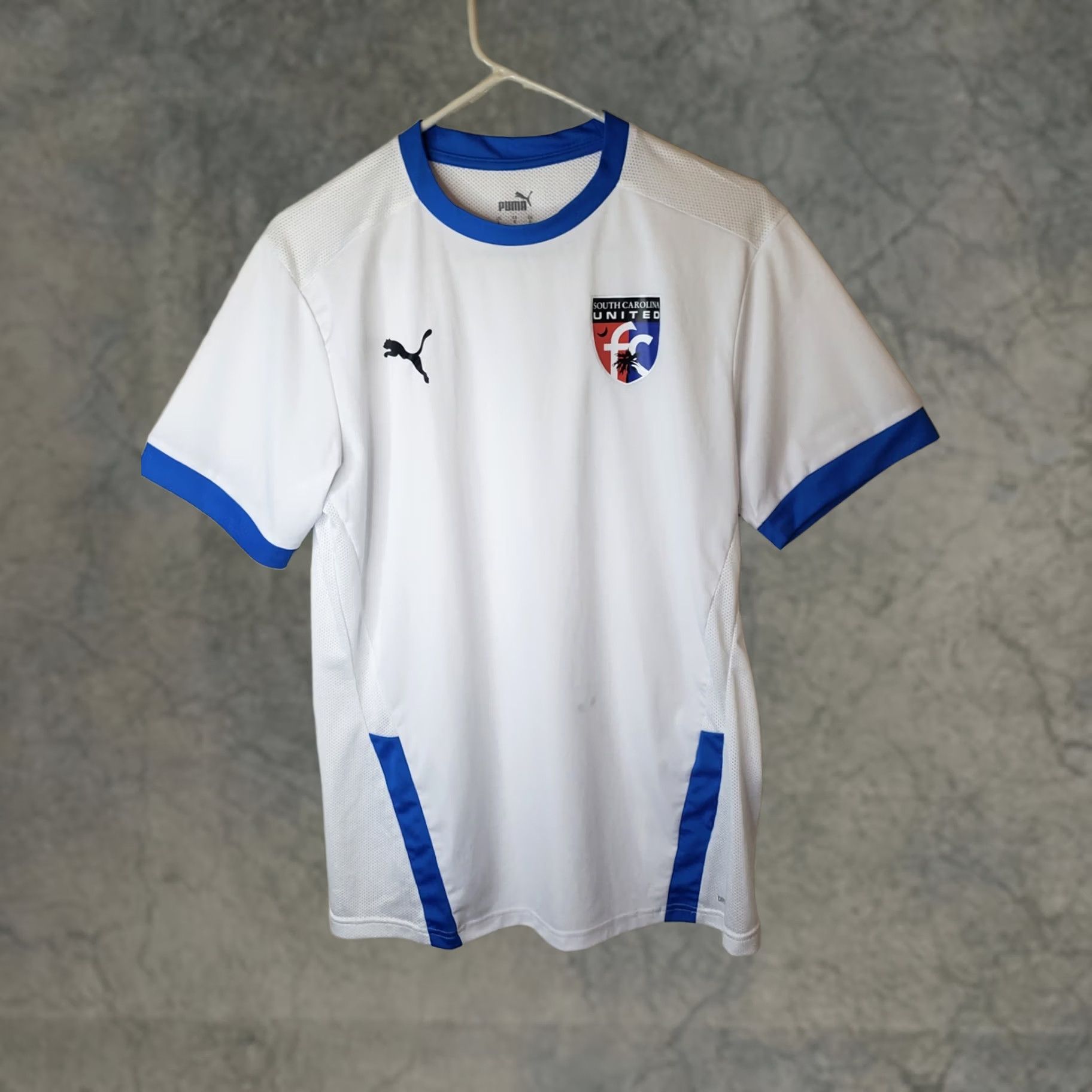 Puma South Carolina United Womens Large White Blue PUMA Drycell Heat Shirt Size L / US 10 / IT 46 - 1 Thumbnail