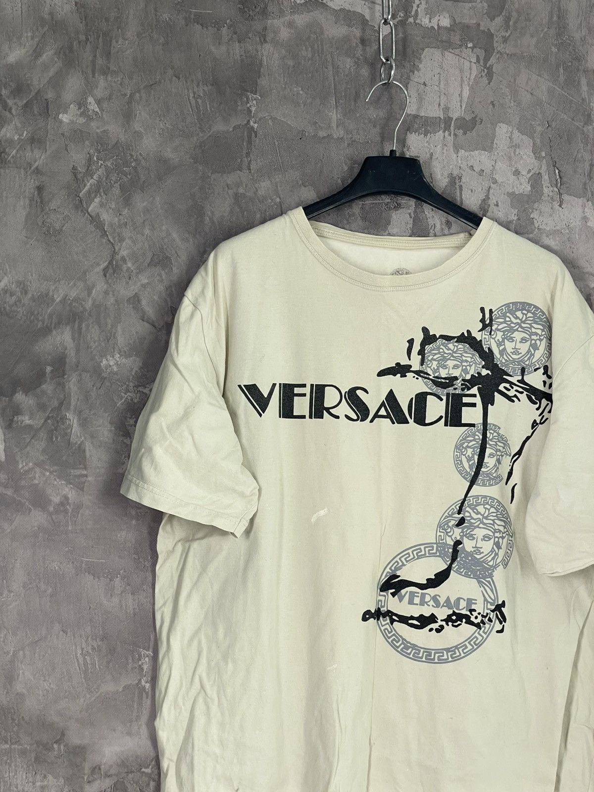 Versace Jeans Couture Versace vintage baggy Archival Rare t-shirt Size US M / EU 48-50 / 2 - 3 Thumbnail