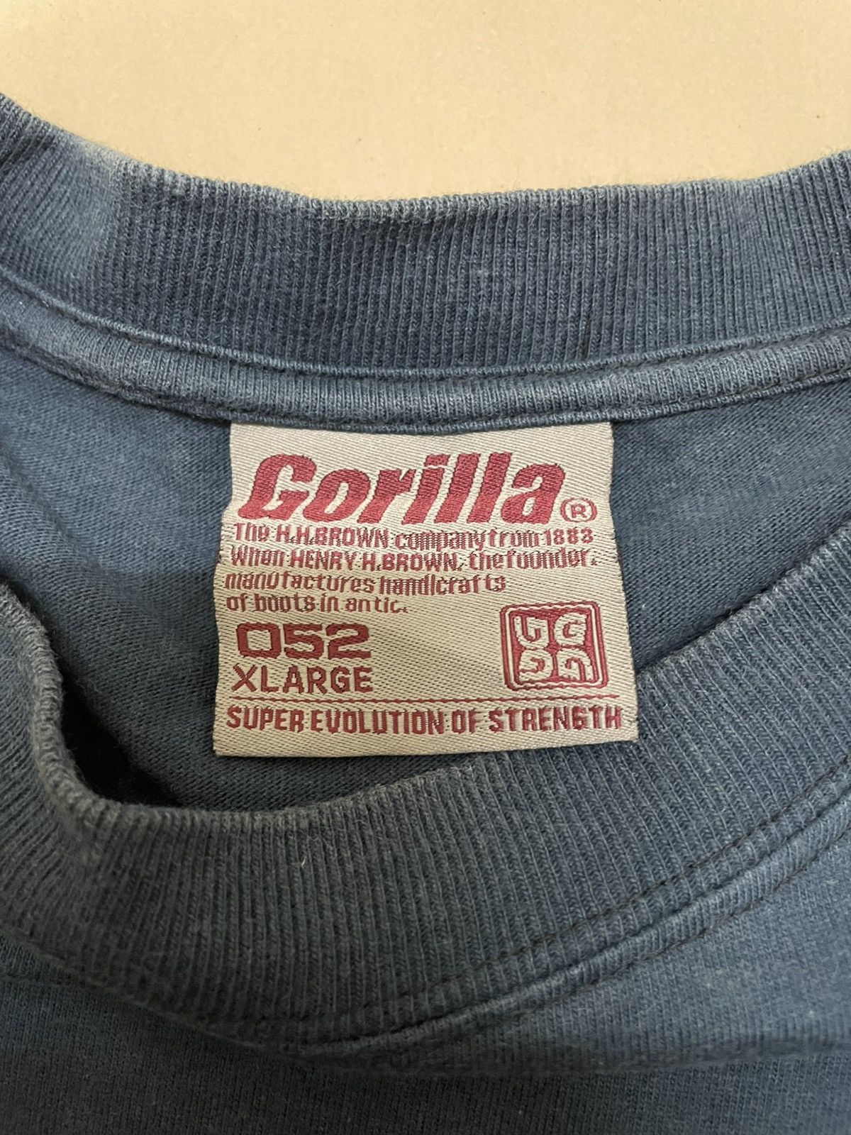 Japanese Brand Brutally Gorilla GRL Long Sleeve Tshirt Size US M / EU 48-50 / 2 - 7 Thumbnail