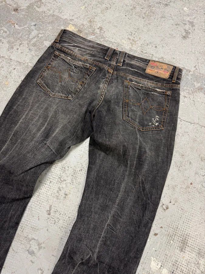 Dolce & Gabbana 2000s Dolce & Gabbana Grey Distressed Denim Jeans Size US 34 / EU 50 - 8 Thumbnail
