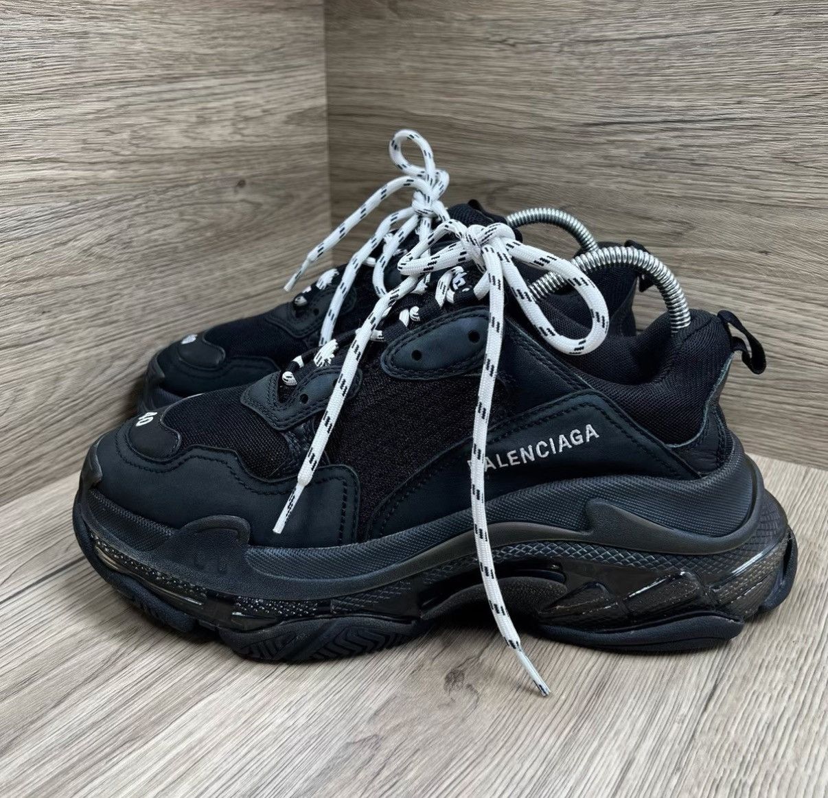 Balenciaga Balenciaga Triple S Black Dad Sneakers J41 Size US 7 / EU 40 - 1 Thumbnail