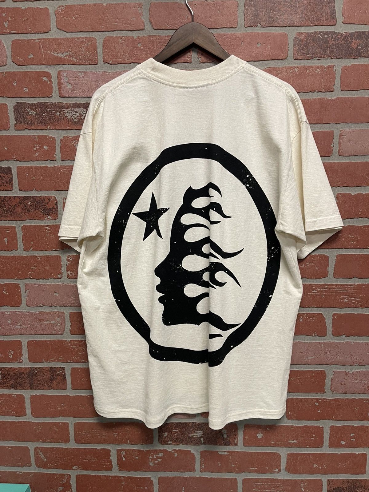 HELLSTAR Size L - Hellstar Classic Tee Shirt White/Black Print Size US L / EU 52-54 / 3 - 4 Thumbnail