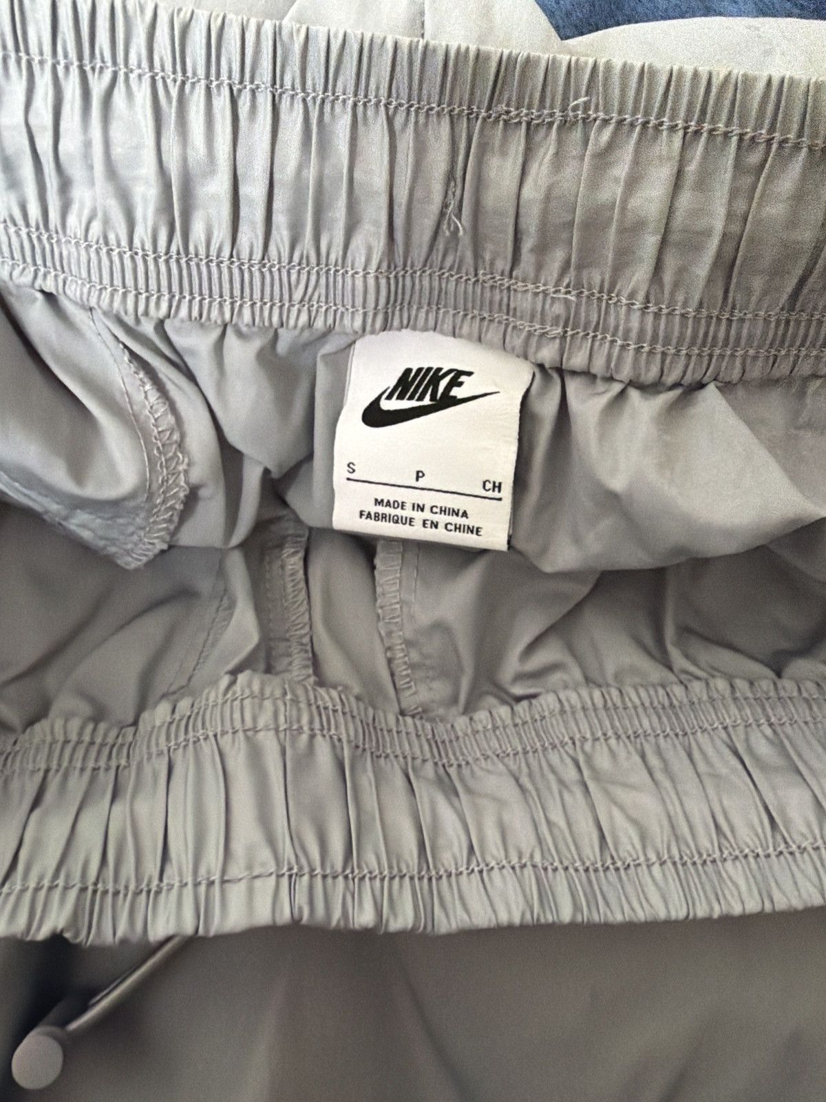 Nike Baggy Nike Air Nylon Track Pants Size US 30 / EU 46 - 10 Thumbnail