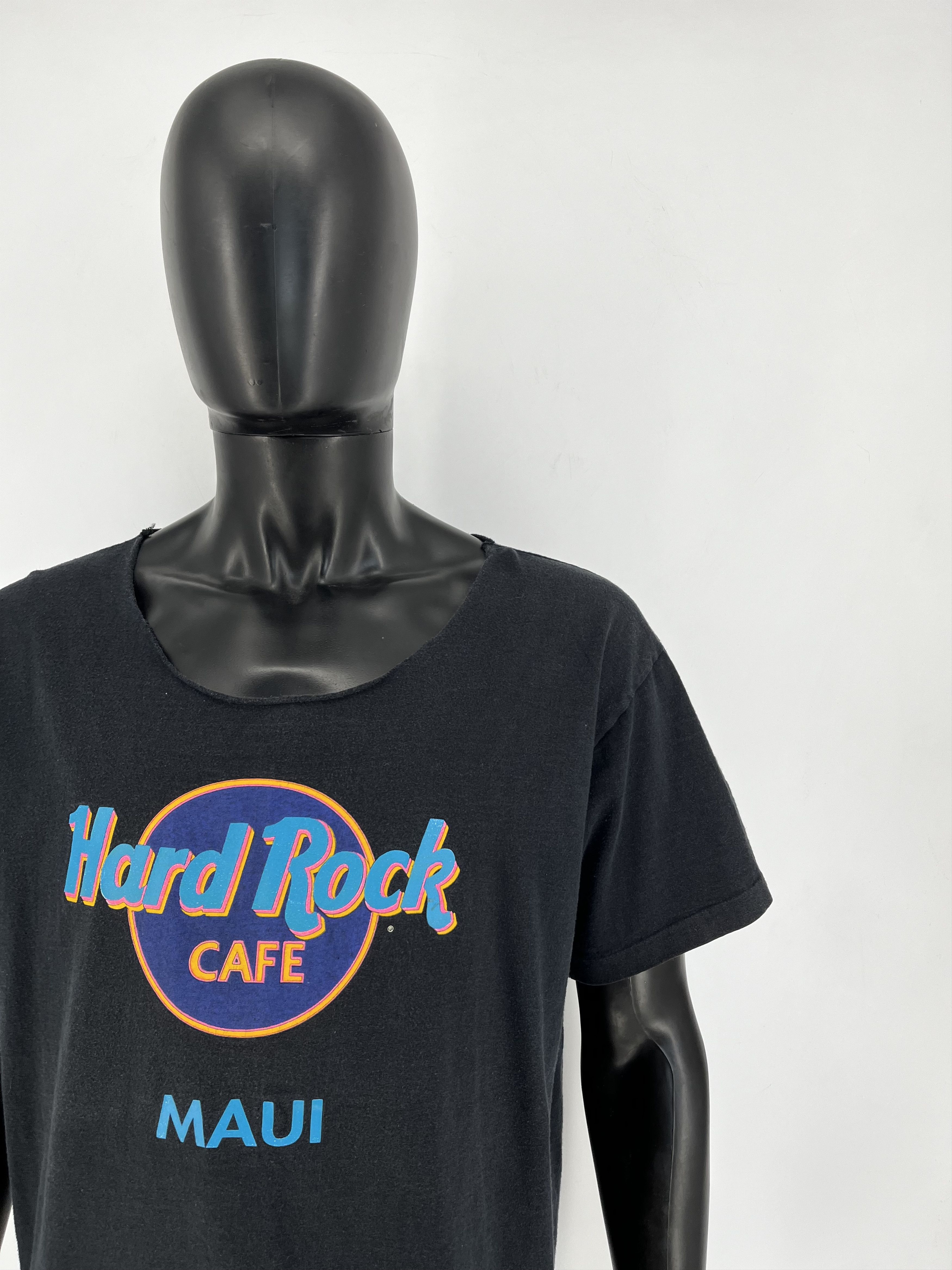 Hard Rock Cafe Vintage Y2K Hard Rock Cafe Maui Made in USA tee Size US L / EU 52-54 / 3 - 7 Thumbnail