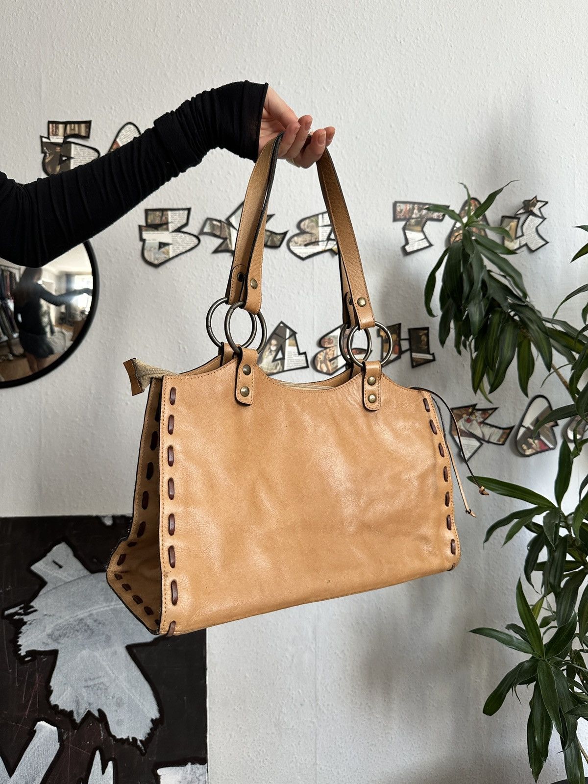 Leather Vintage Distressed Leather Bag Cowgirl Western Rodeo Style Size ONE SIZE - 3 Thumbnail