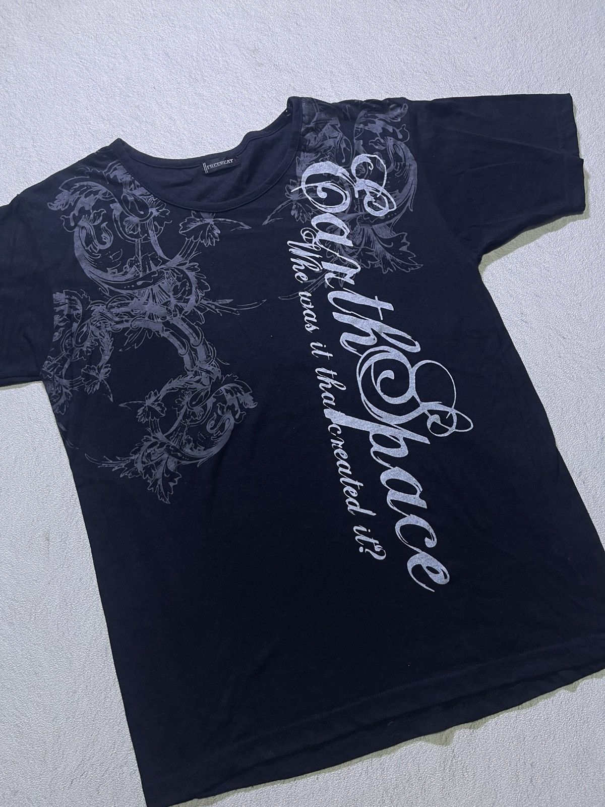 Japanese Brand VINTAGE Y2K FREEBEAT short sleeve tshirt Size US M / EU 48-50 / 2 - 2 Thumbnail