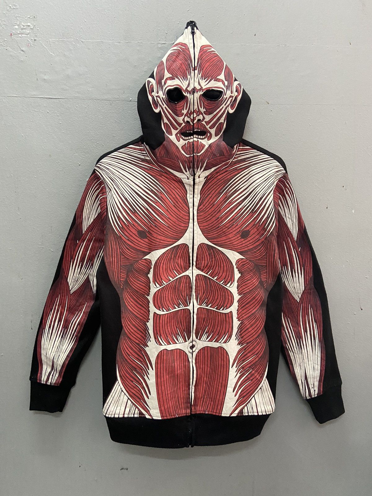 ATTACK ON TITAN MUSCLE FULL ZIPPER HOODIE