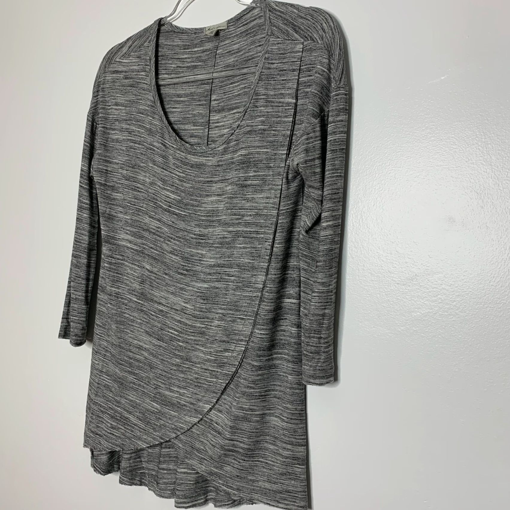 Vintage Mod-o-doc Womens Tunic Top S 3/4 Sleeve Gray Asymmetrical Hem Crossover Slim Fit Shirt Womens Size S / US 4 / IT 40 - 6 Thumbnail
