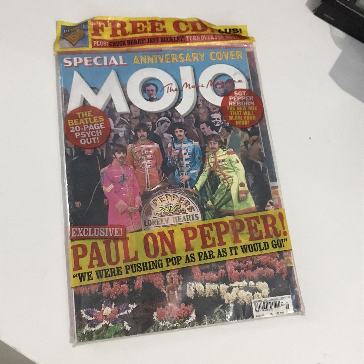 POP MAGAZINE × Vintage Nos New Old Stock Mojo Magazine 2017 The beatles on paul mc Size ONE SIZE - 11 Thumbnail