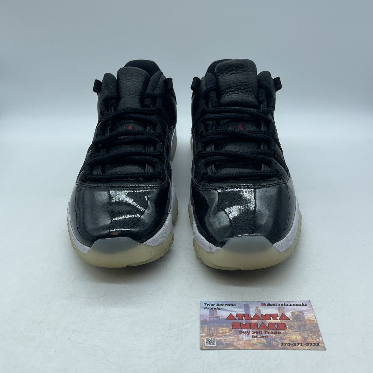 Jordan Brand Air Jordan 11 low 72-10 Size US 10 / EU 43 - 2 Thumbnail