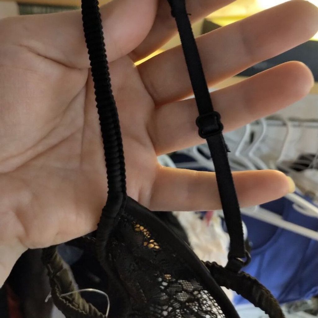 Zara NWT Zara Black Satin Lace Triangle Bra Adjustable Straps Size ONE SIZE - 8 Thumbnail