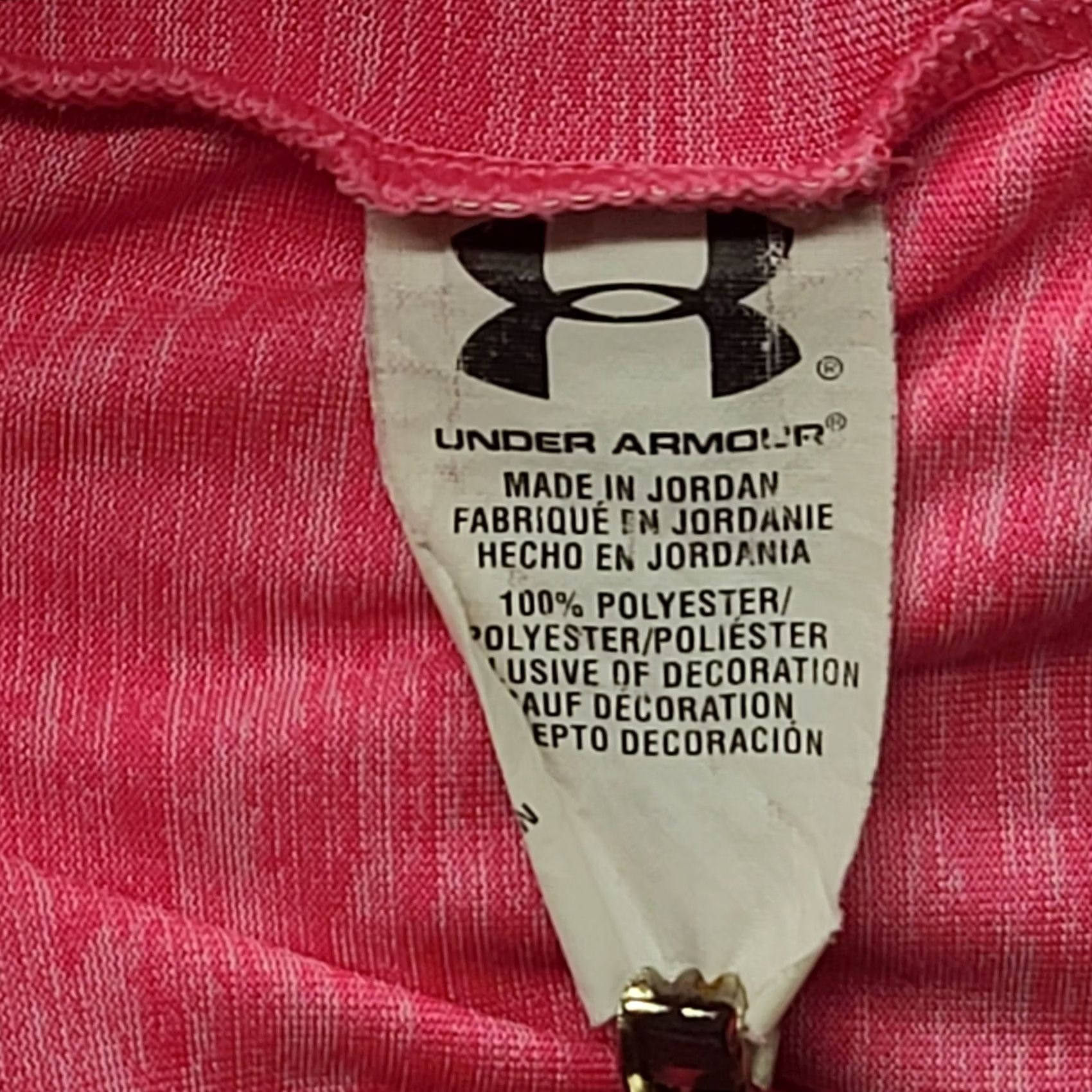 Under Armour Under Armour Shirt Womens M Slim HeatGear Short Sleeve V-Neck Pullover Size M / US 6-8 / IT 42-44 - 6 Thumbnail
