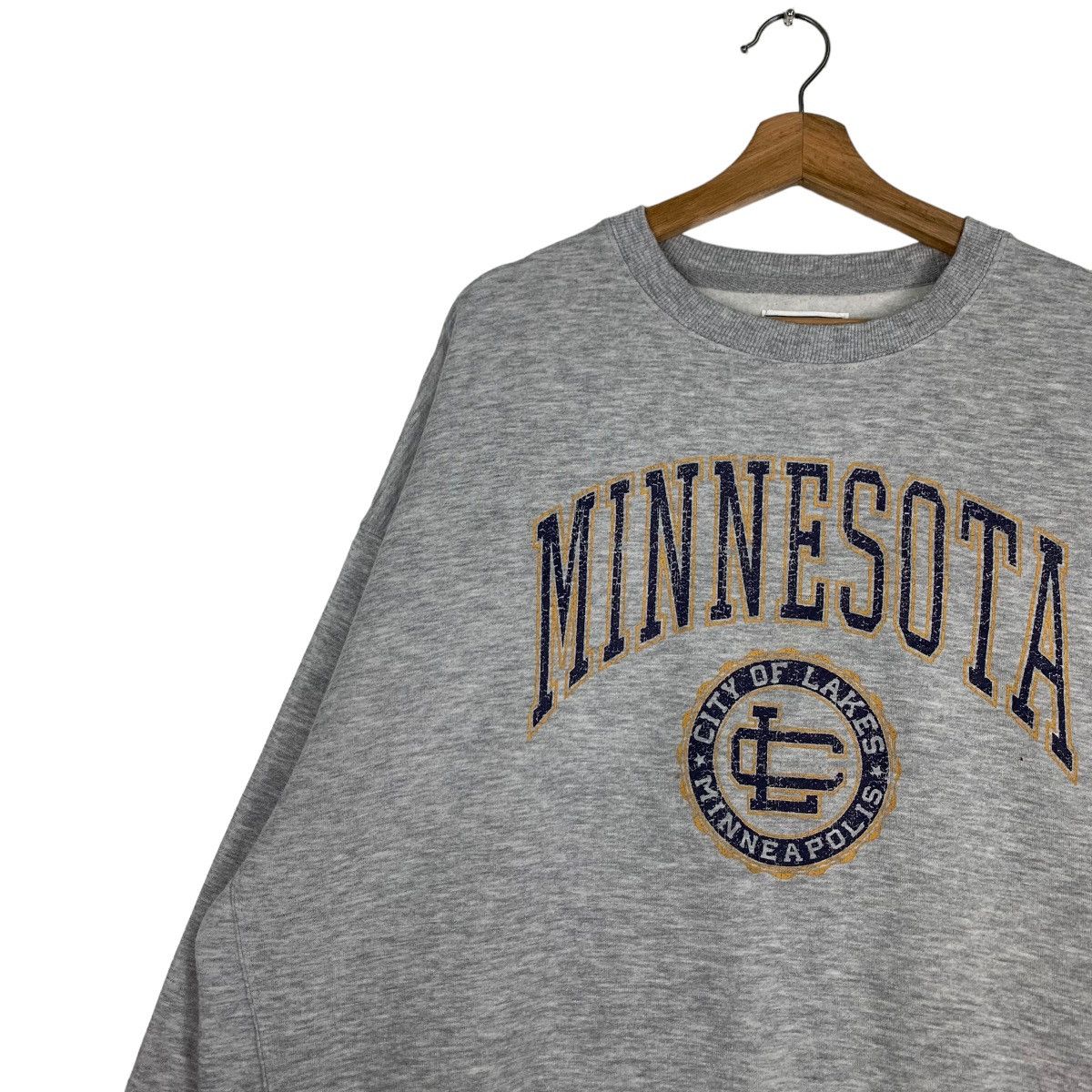 Japanese Brand MINNESOTA Minneapolis City of Lake Sweatshirt #0666-C31 Size US L / EU 52-54 / 3 - 6 Thumbnail