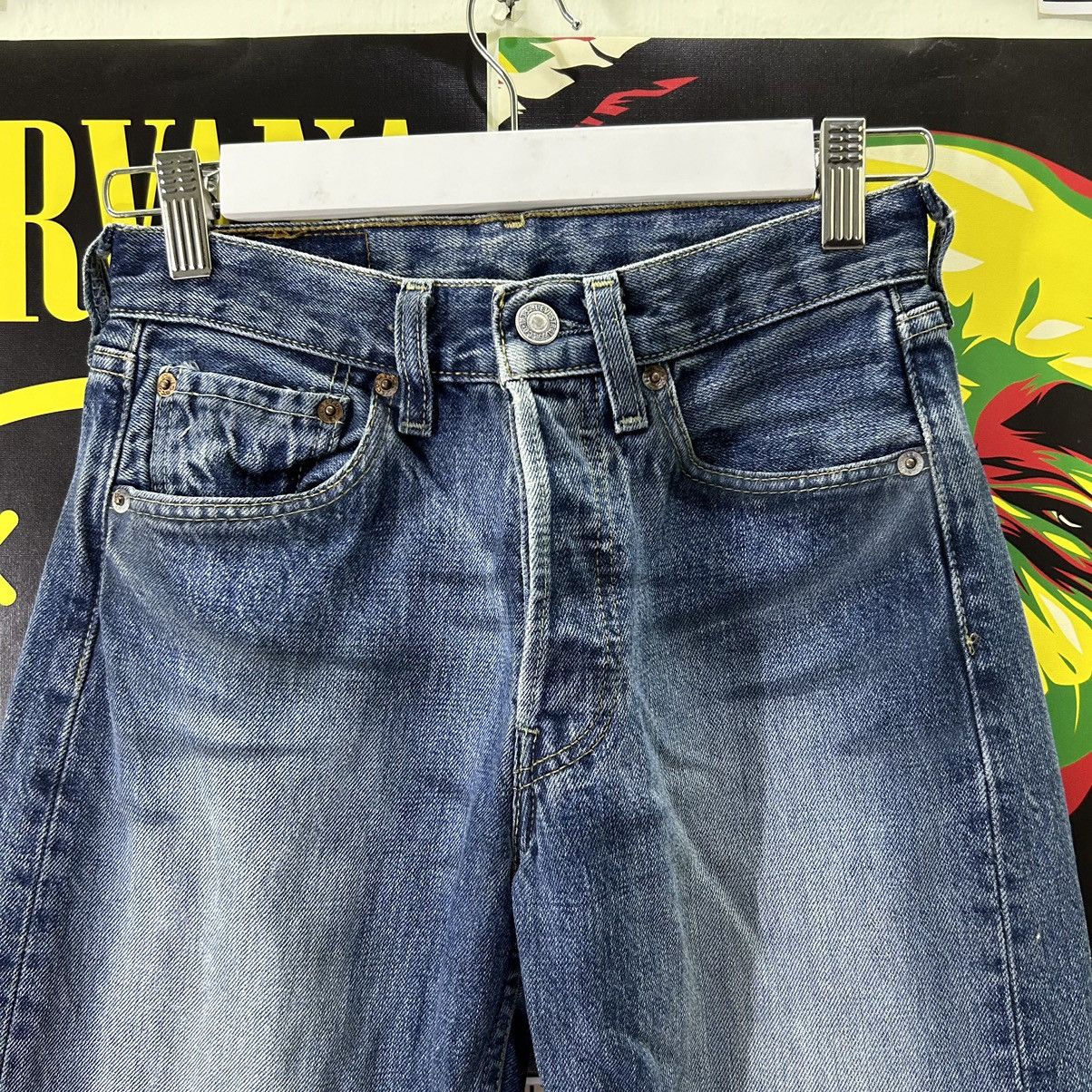 Levi's Vintage Levi’s 501 Y2k Distressed Denim Size US 26 / EU 42 - 2 Thumbnail