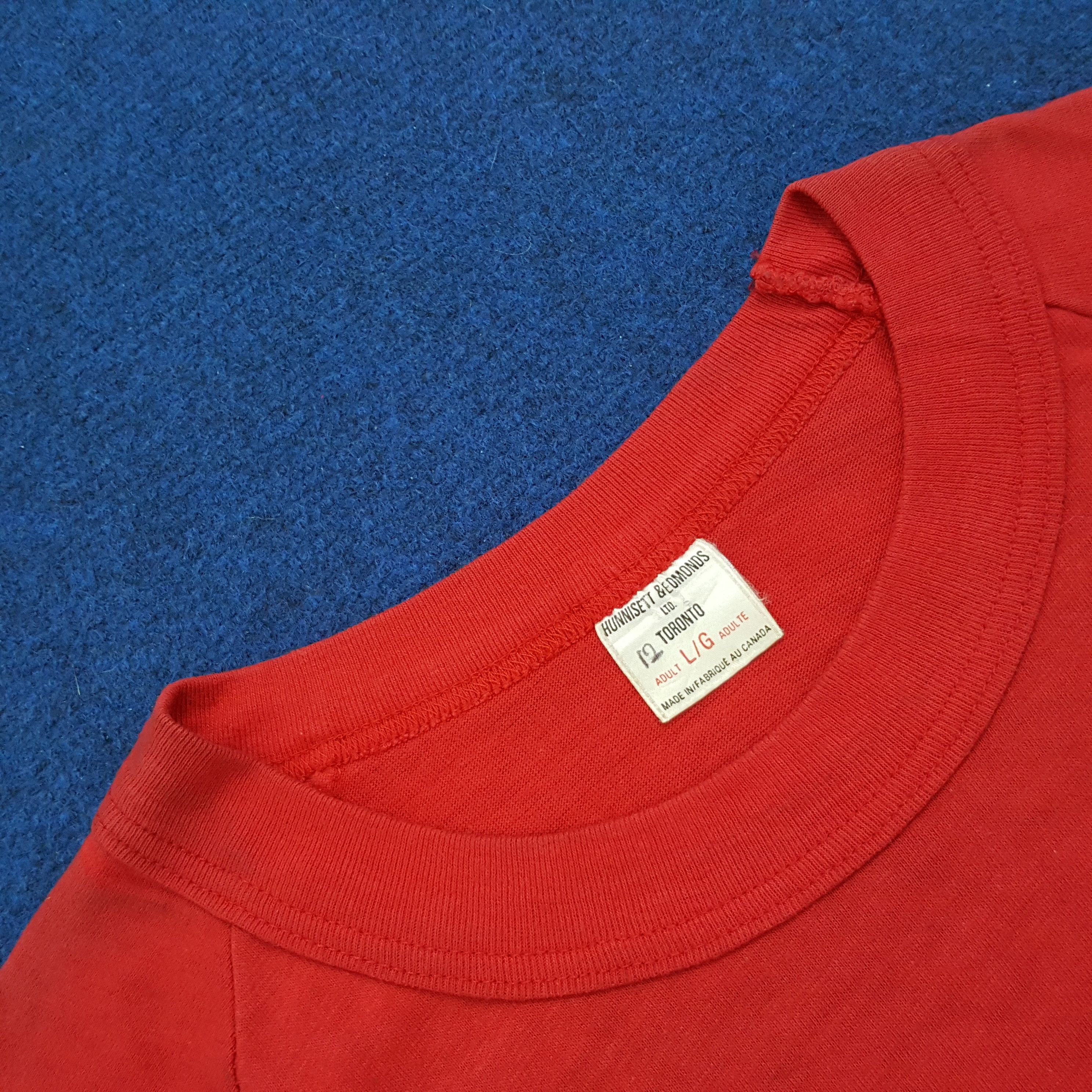 Vintage Vintage CANADA Center Spell Out Stripes Sweatshirt Size US S / EU 44-46 / 1 - 5 Thumbnail