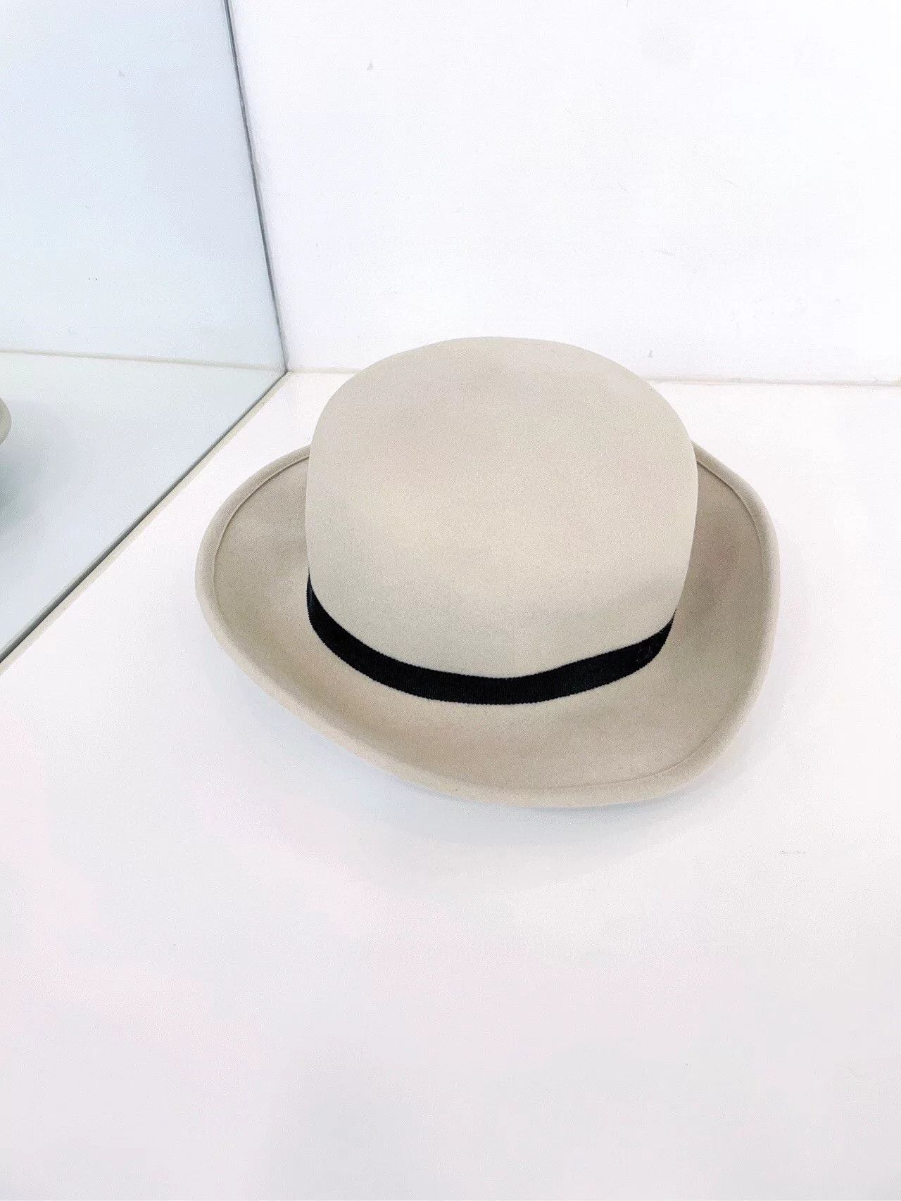 Chanel Chanel Beige Woolen Dress Hat L Size ONE SIZE - 1 Thumbnail