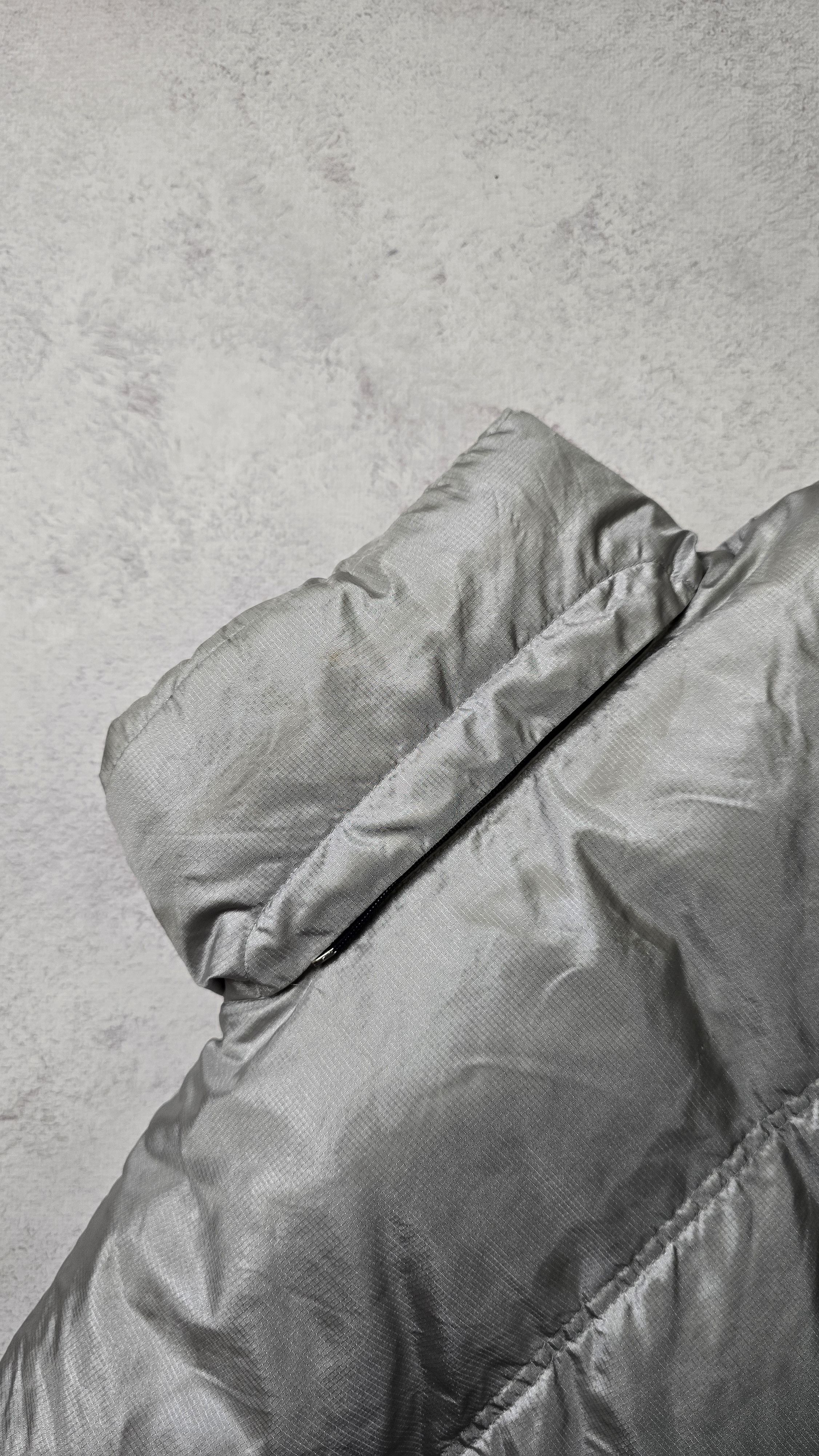 Nike Nike Vintage Y2K Silver Down Puffer Jacket Heavy Winter Coat Size US M / EU 48-50 / 2 - 6 Thumbnail