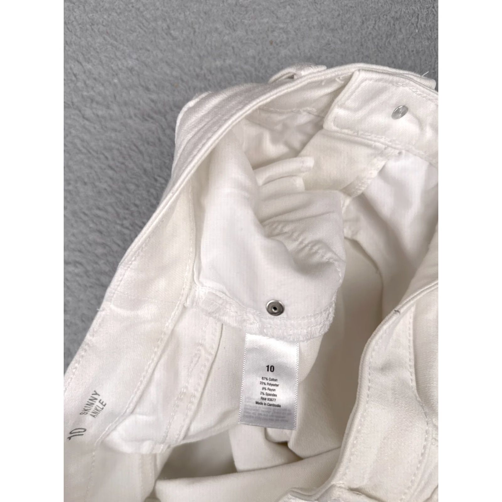 Vintage a.n.a Jeans Womens 10 White Denim Skinny Ankle Distressed Cotton Blend 32x25 Jeans Women's 10 White Denim Skinny Ankle Distressed Cotton Blend 32x25 Size 32" / US 10 / IT 46 - 7 Thumbnail