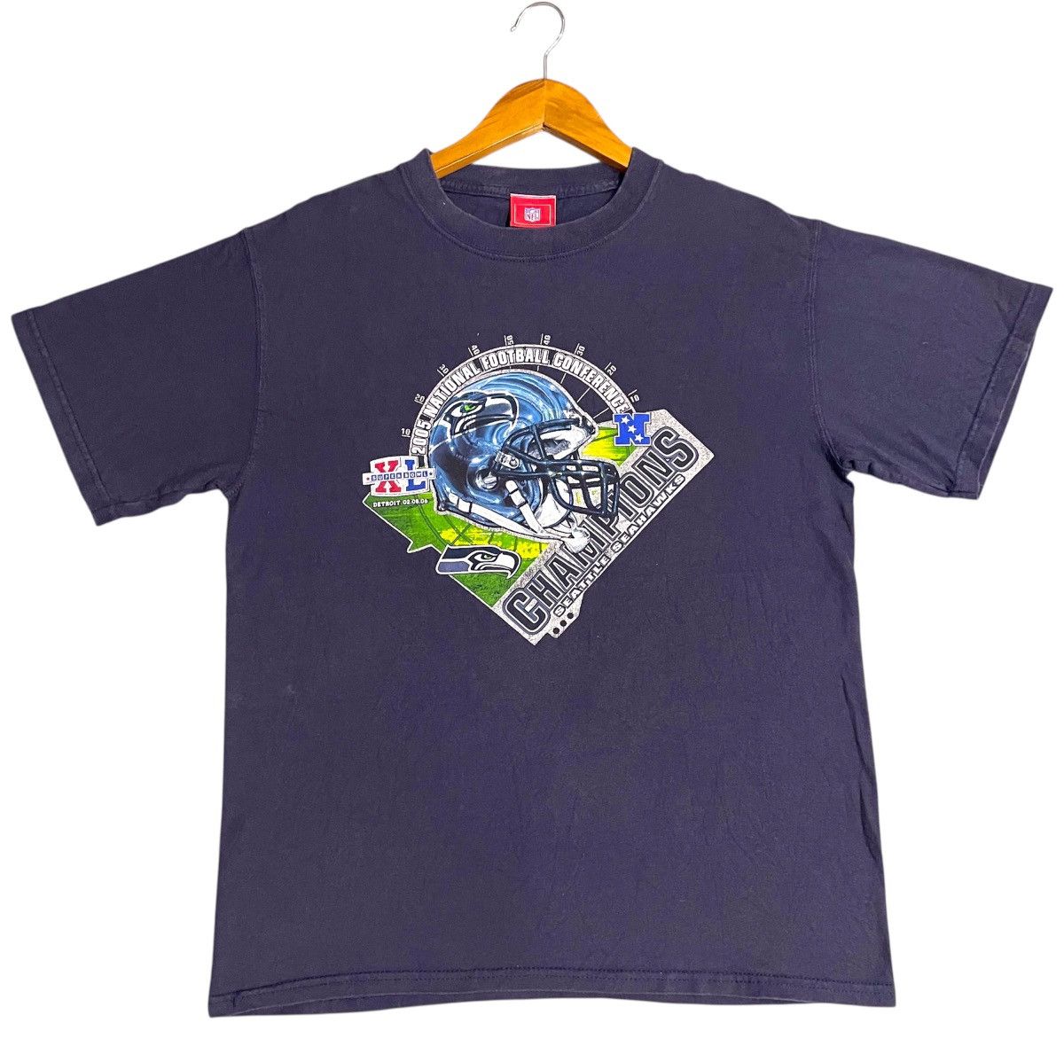 NFL NFL 2005 NATIONAL FOOTBALL CONFERENCE T SHIRT Size US M / EU 48-50 / 2 - 1 Thumbnail