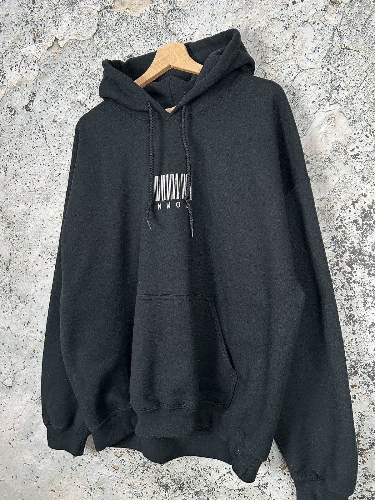 Vintage Vintage Hoodie Boxy Fit Embroidered Logo 90s Y2K Skate Rock Size US XL / EU 56 / 4 - 2 Thumbnail