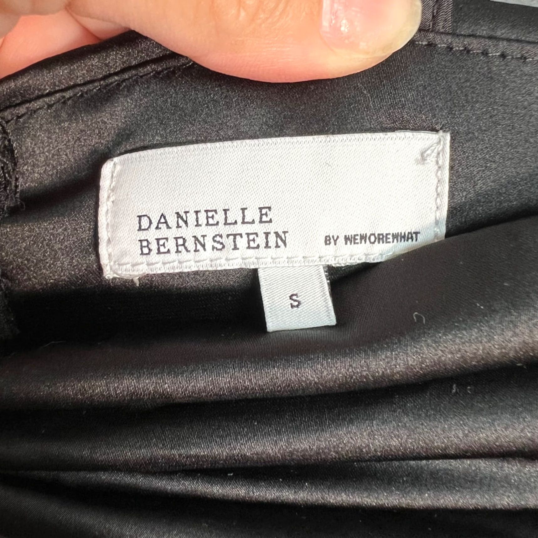 Vintage VINTAGE Danielle Bernstein Black Off-Shoulder Satin Midi Dress Small Size S / US 4 / IT 40 - 3 Thumbnail