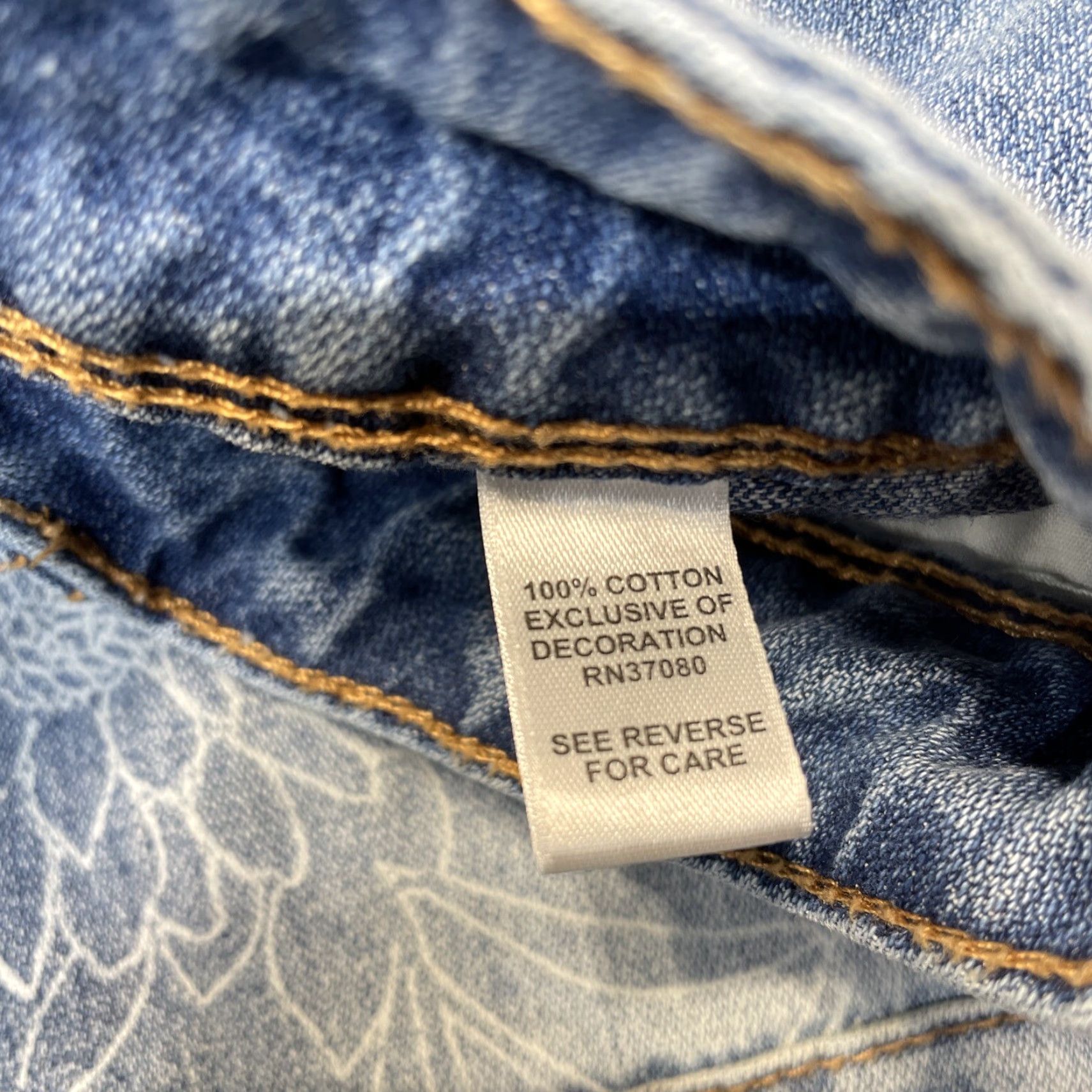 Denime VINTAGE Est. 1948 Denim Cropped Jeans Size 16 Women Blue Distressed Embroidered Size ONE SIZE - 3 Thumbnail