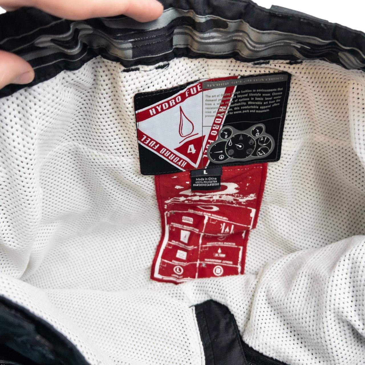 Oakley Vintage Oakley Snowboarding Trousers Size L Size US 34 / EU 50 - 8 Thumbnail