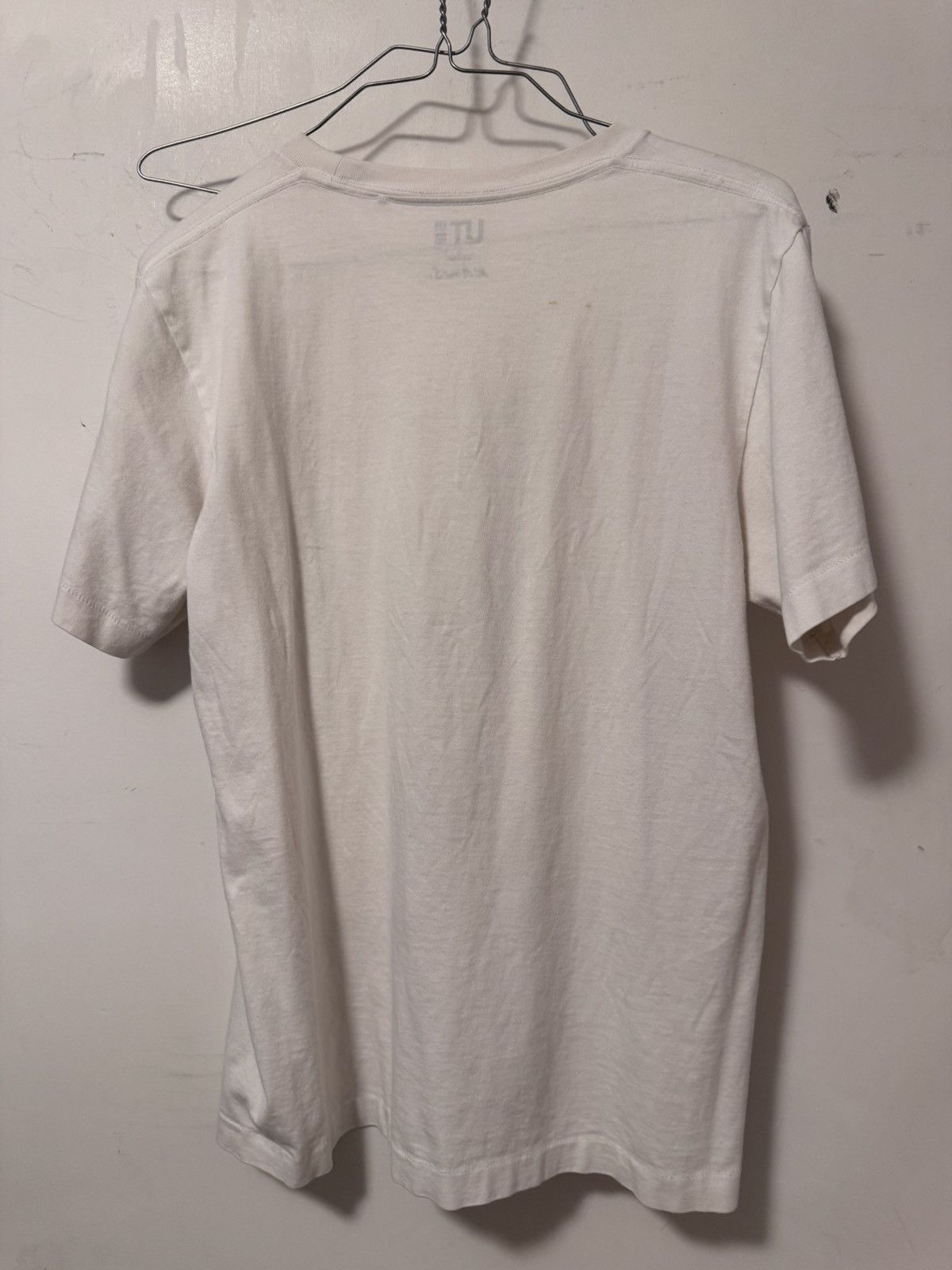 Kaws × Uniqlo Uniqlo x KAWS Collection Size US S / EU 44-46 / 1 - 4 Thumbnail