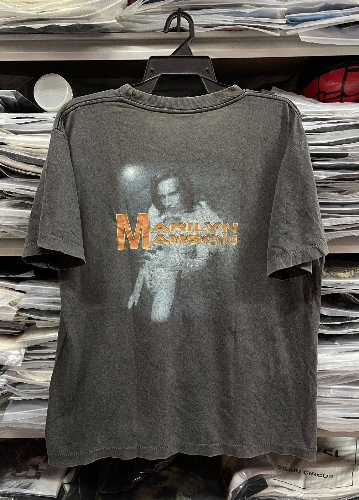 Vintage Vintage Faded Marilyn Manson Very Rare🔥🔥🔥 Size US L / EU 52-54 / 3 - 11 Thumbnail